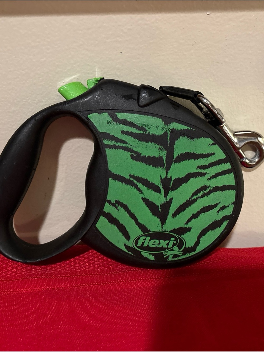 Flexi Black & Green Zebra-Print Retractable Leash